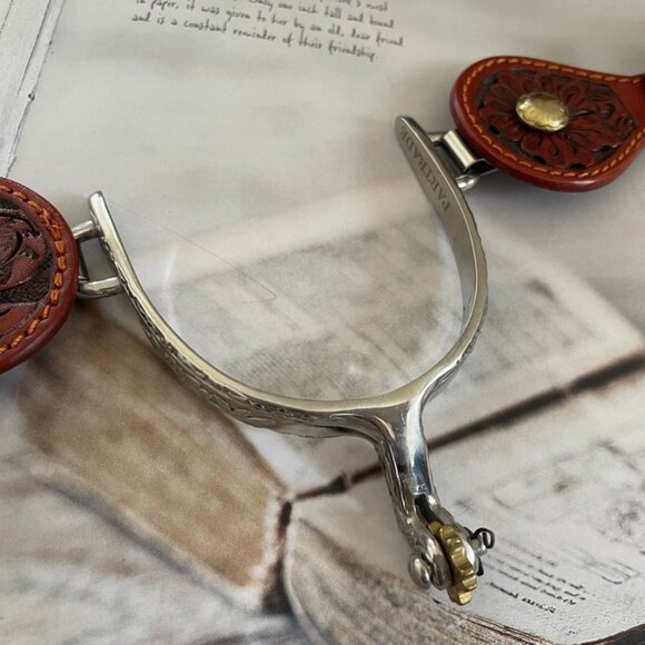 PARTRADE Brushed & Engraved Stainless Stock Spurs/Tooled Leather Strap: NWOT!! - Picture 6 of 15